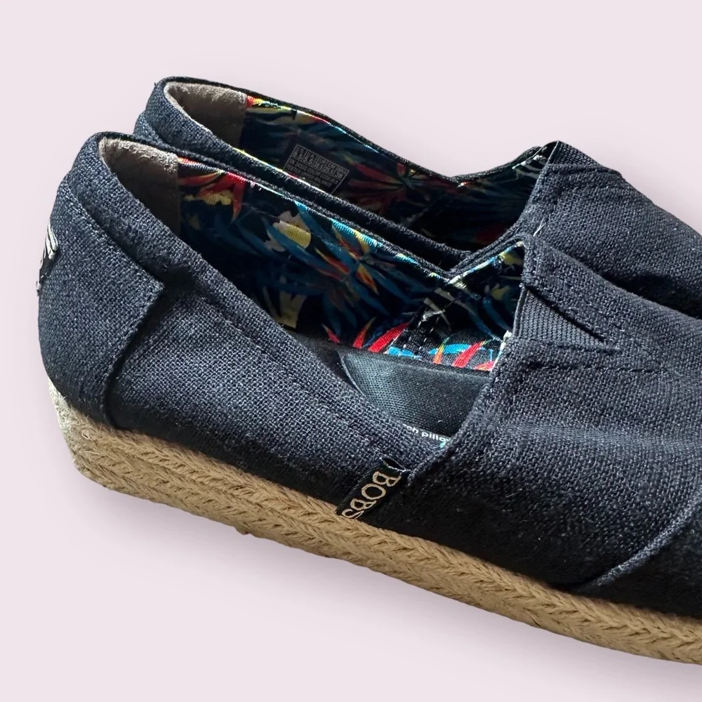 Bobs By Skechers Black Espadrille Women's Slip On Wedge Shoes Sz 8.5 Memory Foam